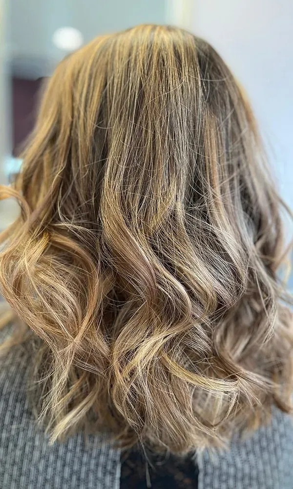 Coiffure cheveux bouclés à Lingolsheim